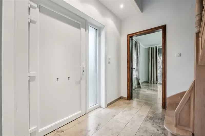 Ruime gezinswoning 5 slaapkamers Sint-Truiden