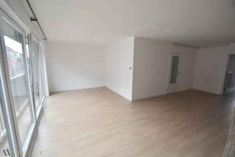 3 Slaapkamer Appartement Te Koop Nabij Station