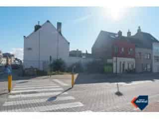 Bouwgrond Oostende - Commerciële Hoek Torhoutsesteenweg Mariakerkelaan