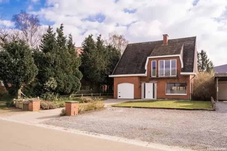Huis Te Koop Pellenberg 7 Slaapkamers Grote Tuin
