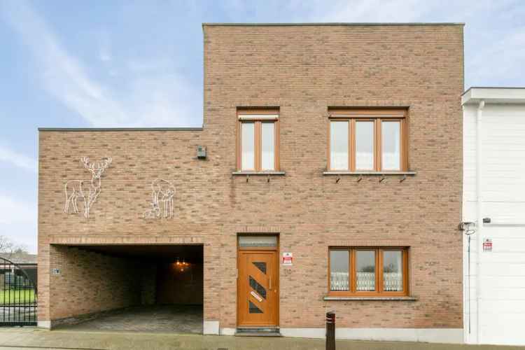 Driegevelwoning met grote tuin en/of bouwgrond in Diegem