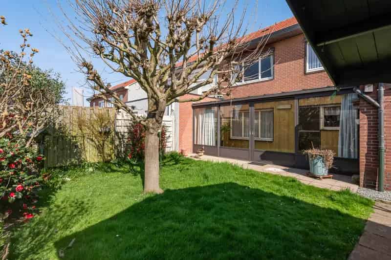 Huis te koop Zemst: Driegevelwoning met garage