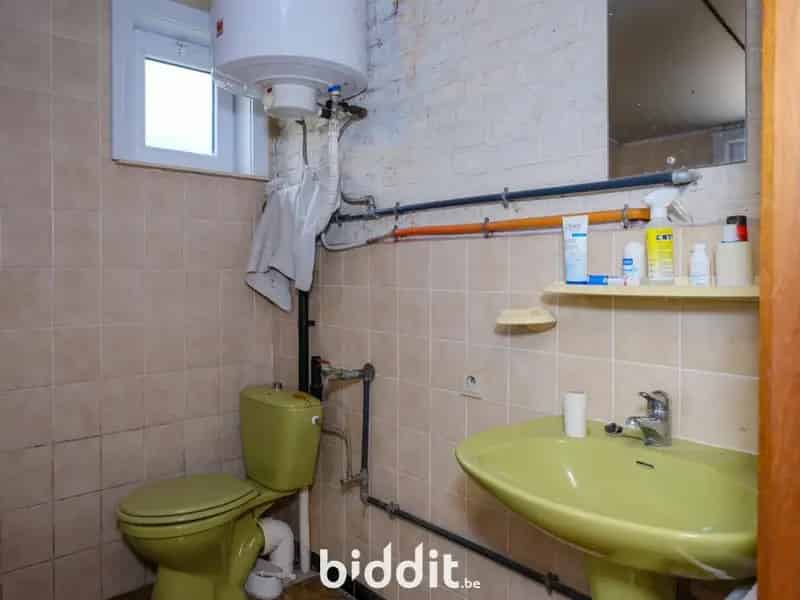 Te renoveren hoeve 17a 56a 80ca grond
