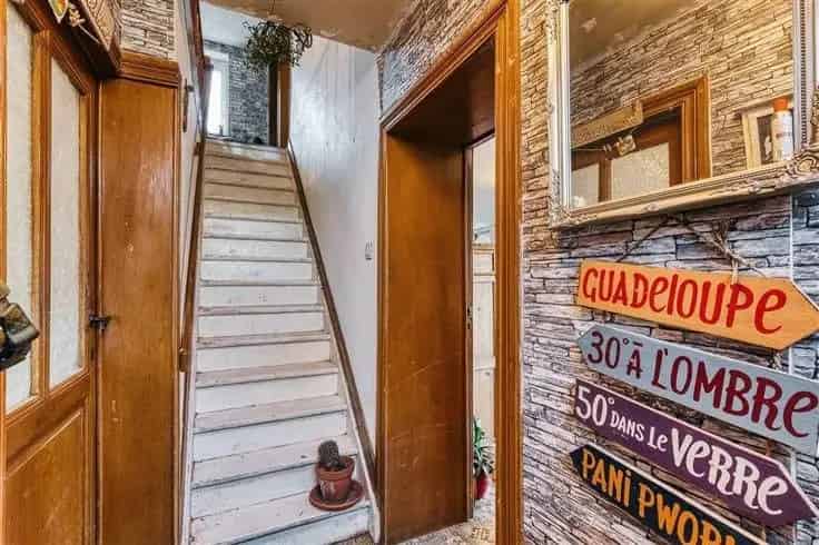 Huis Te Koop: 270m² Dorpshuis in Groene Omgeving