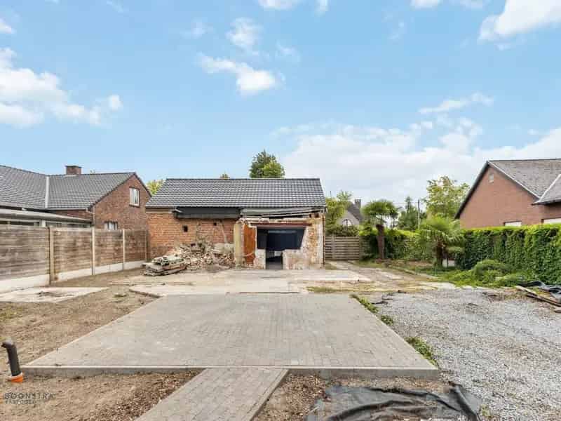 Huis te koop Putte renovatieproject 1209m² tuin