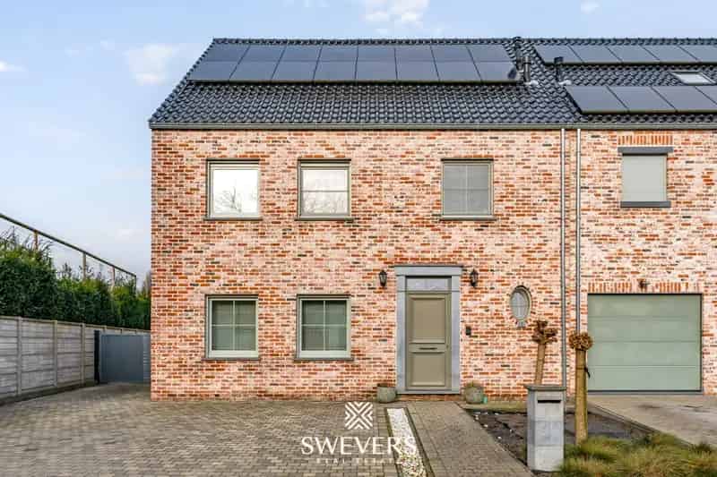 Huis te huur Heusden-Zolder 4 slaapkamers 289m²