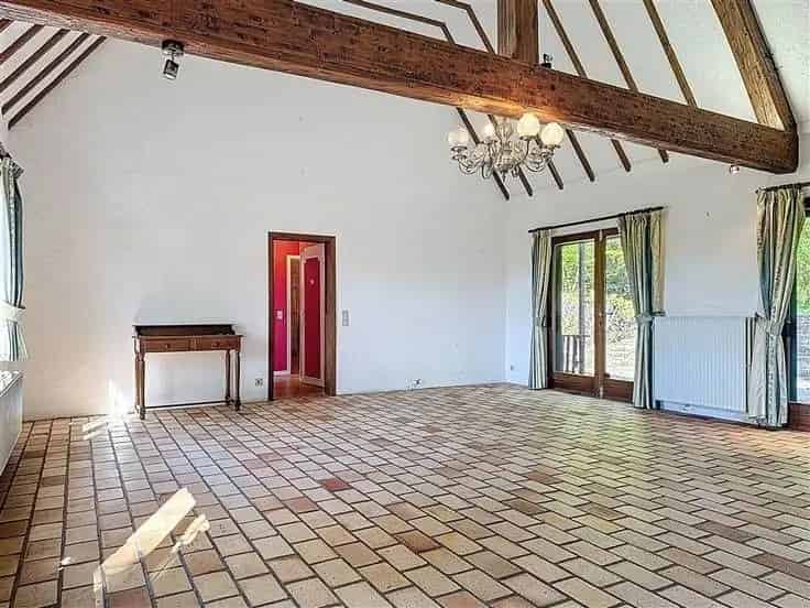 Gelijkvloerse woning te Mozet 2 slaapkamers