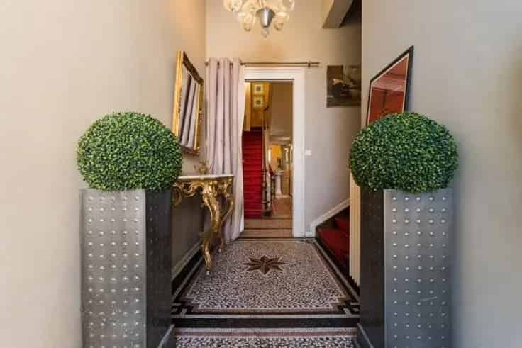 Huis Te Koop Chatelain 6 Slaapkamers Zuidwesten Tuin Garage
