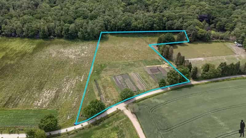 Weidegrond te Gooreind 16909 m²