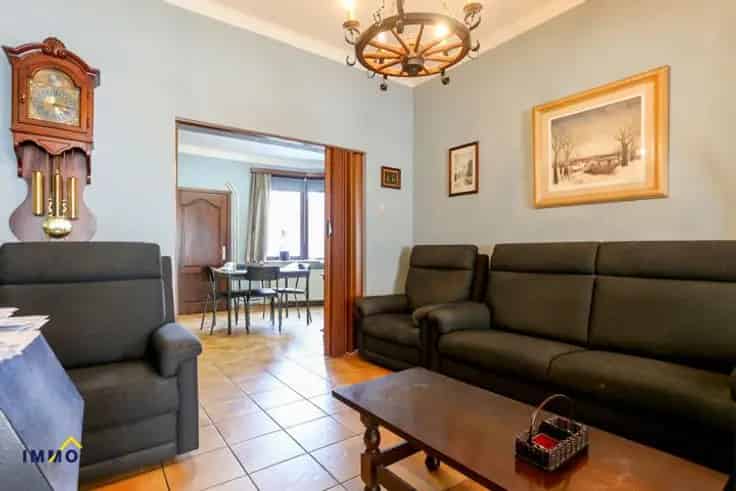 Huis te koop Lebbeke 5 slaapkamers centrum tuin