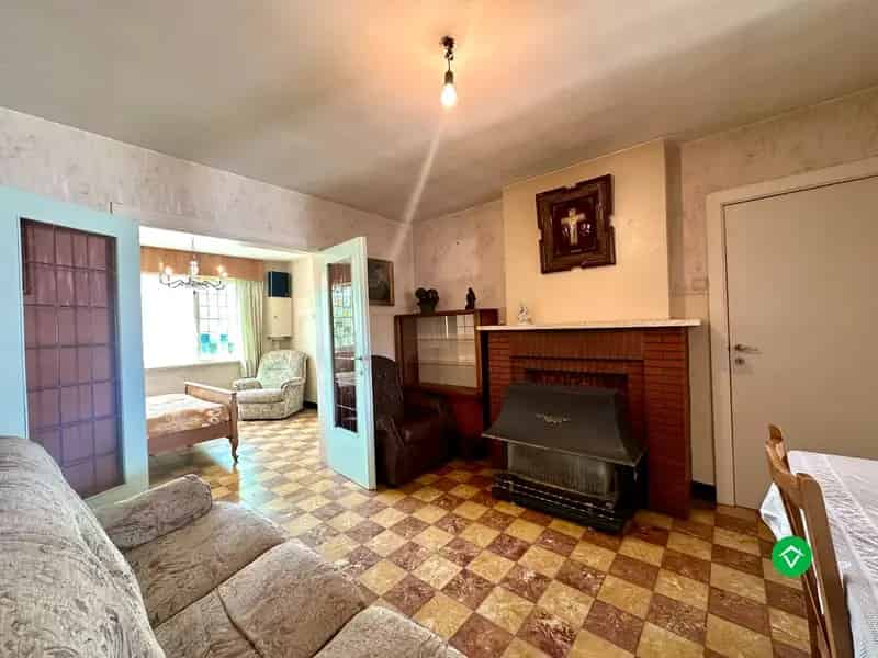 Huis te koop Roeselare: 4 slaapkamers, tuin en oprit