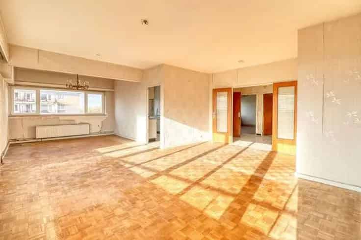 Appartement Te Koop Marius Renard 3 Slaapkamers 105m² Terras