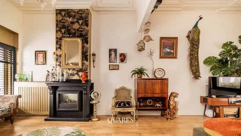 Herenhuis te koop Brederode 3 slaapkamers gerenoveerd