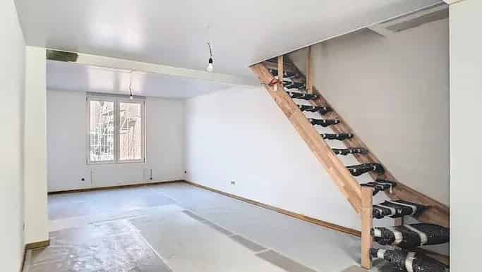 Huis te huur Ieper 2 slaapkamers tuin vernieuwd