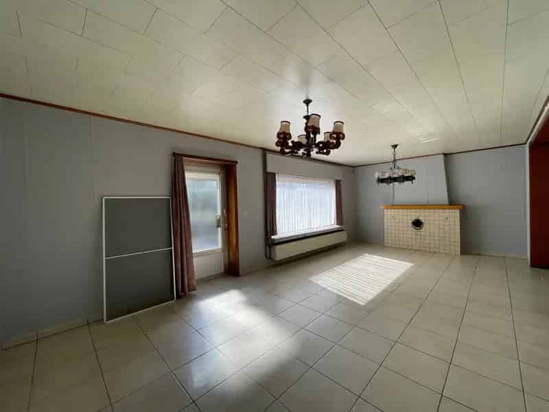 Huis te huur 4 slaapkamers 3180m² te renoveren