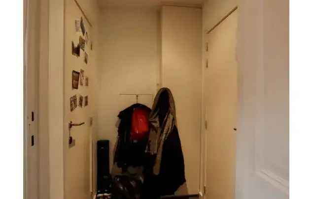 Kamer van 350 m² in Brussels