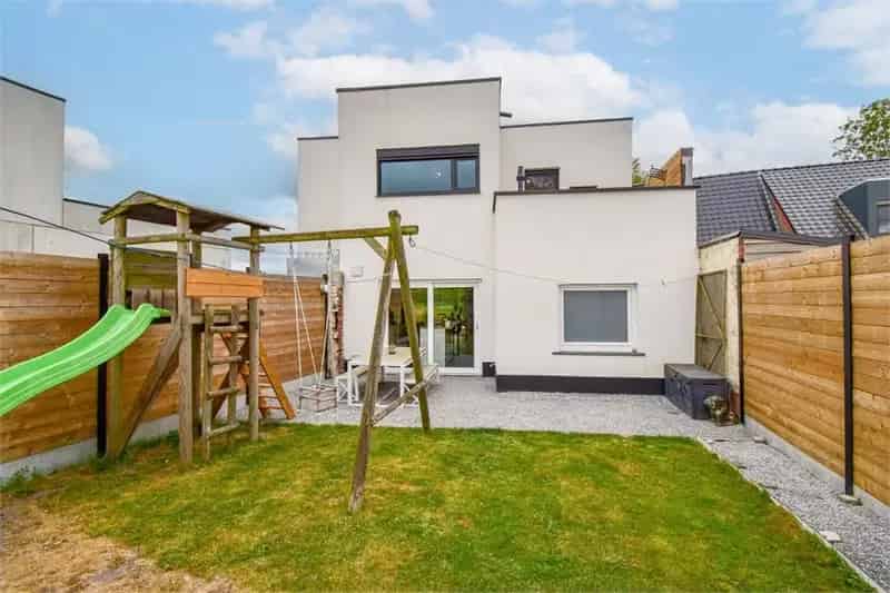 Gerenoveerde woning 3 slaapkamers Koekelare