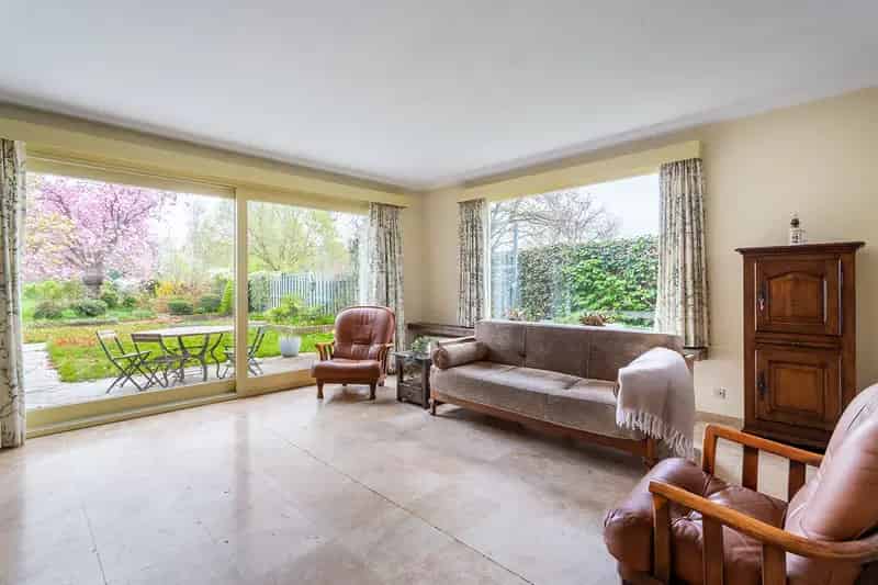 Jaren 70 Villa met Grote Tuin en Zolder Haacht