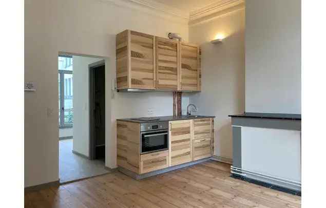 Gerenoveerde Studio 33m² Antwerpen met Terras