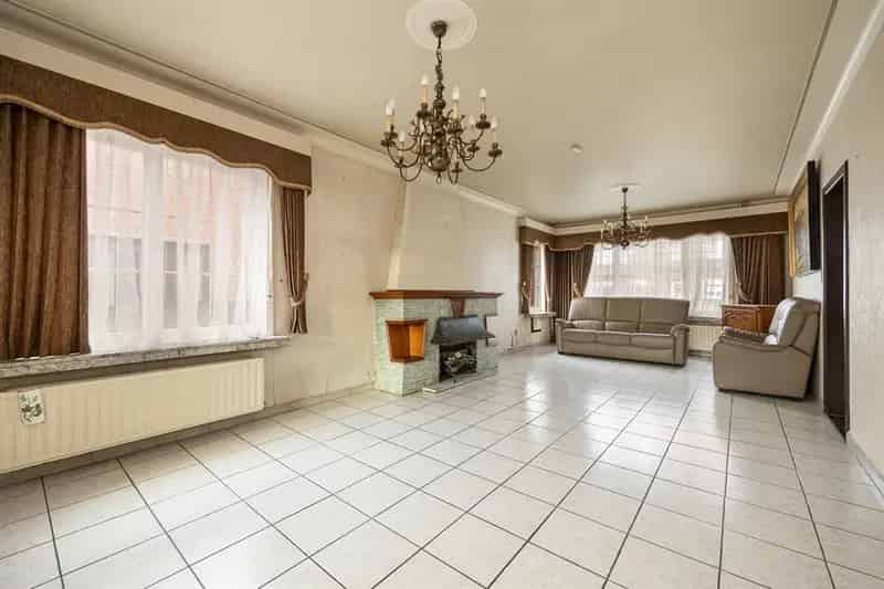 Huis te koop Berlaar: renovatieproject met 3 slaapkamers en garage