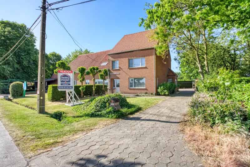 Huis te huur: Landelijke hoeve met 2 woningen te renoveren