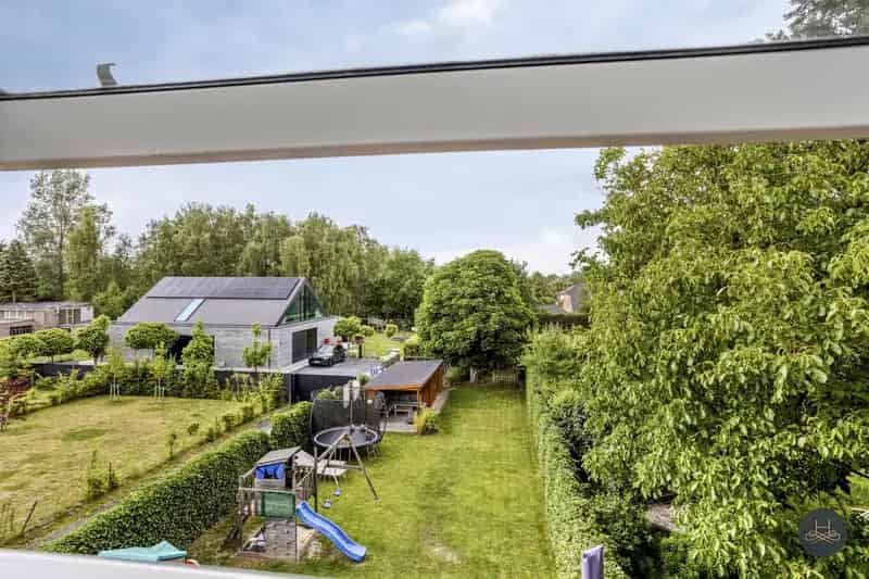 Gerenoveerde halfopen woning te Haacht met tuin