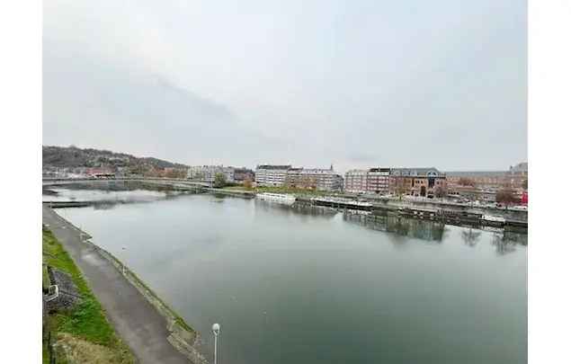 Huur 1 slaapkamer appartement van 60 m² in Namur