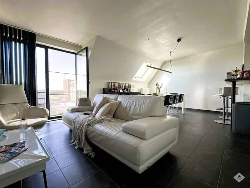 Duplexappartement met garage te Peizegem