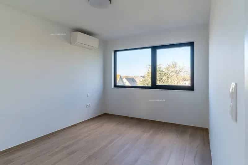 Nieuwbouw Houthulst 3 slaapkamers E-peil -15 Instapklaar