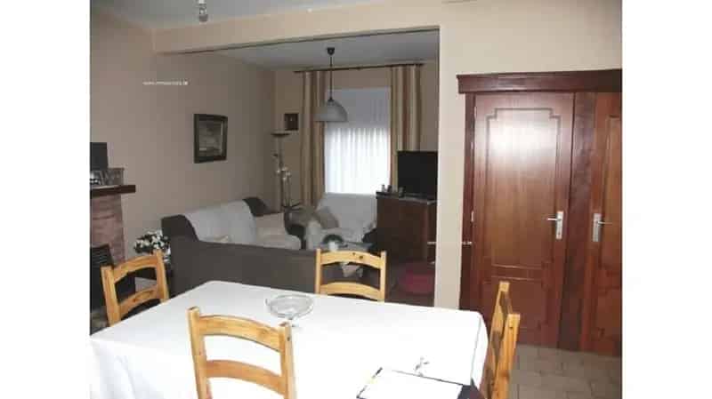 Huis te Koop Brugge 2 Slaapkamers Stadsterras Nabij Station