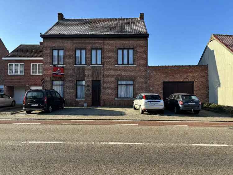 Huis te huur gezinswoning met 6 slpk en ruime garage in Leopoldsburg