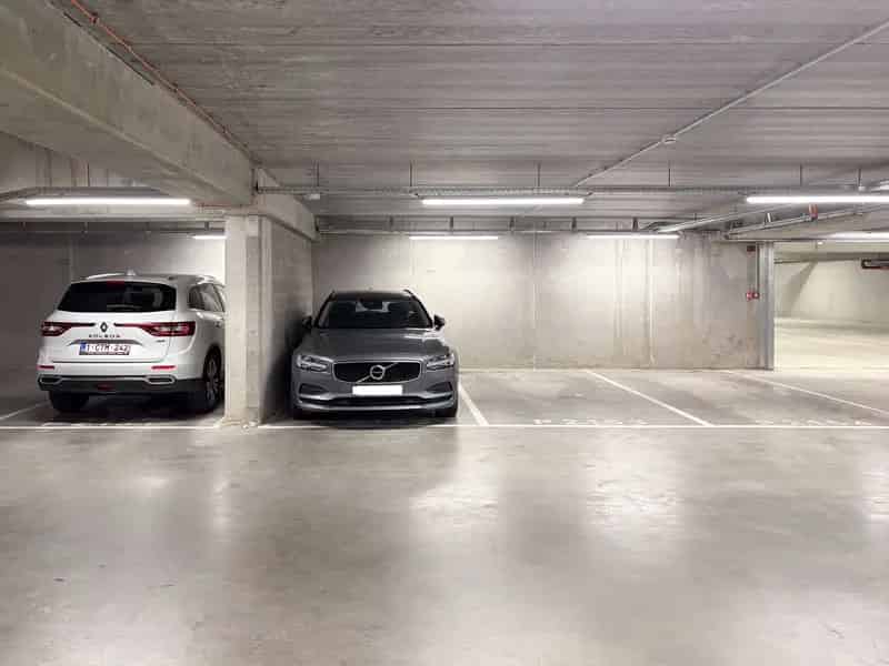 Garage te Koop Oostende Strand Nabij