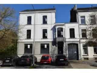 Kantoor te Koop Heusy 240m²  Garage Tuin