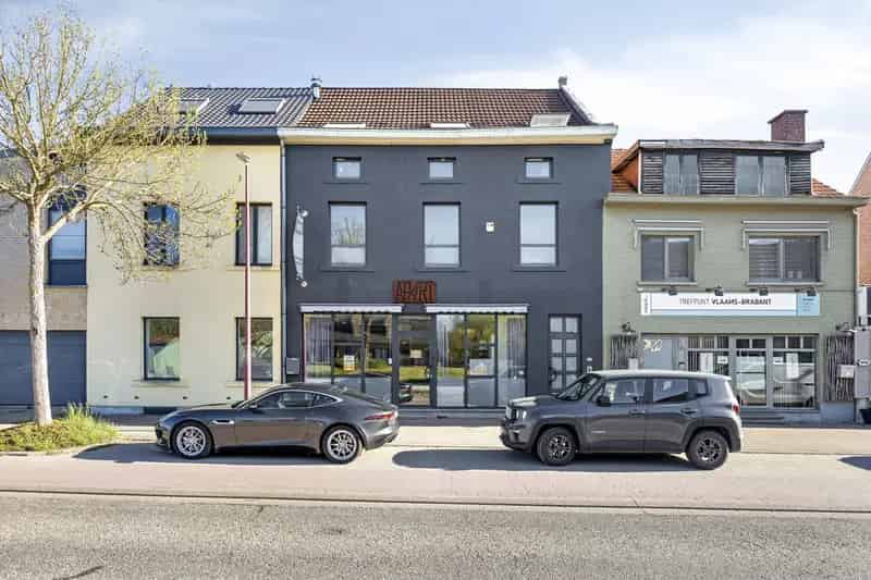 Handelspand met Appartement te Koop Boutersem