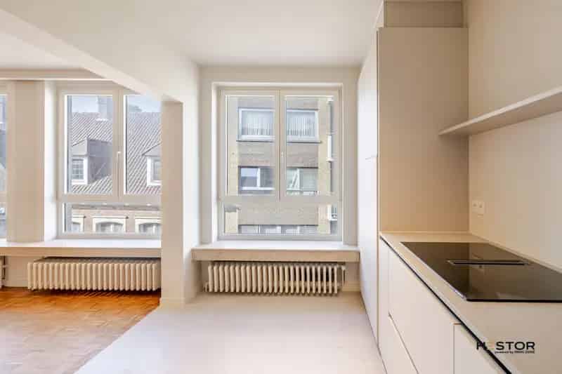 Gerenoveerd 2 Slaapkamer Appartement Beveren Centrum
