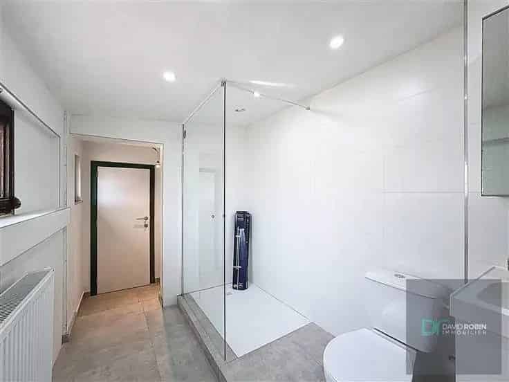 Gererenoveerde Huis 2 slaapkamers Garage Tuin Lodelinsart