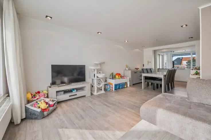 Huis Te Koop Zwijndrecht 3 slaapkamers Garage Tuin