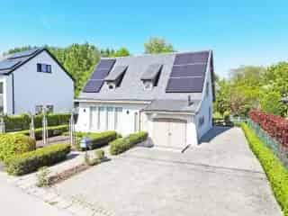 Villa te koop Zottegem - gerenoveerd met zwembad en tuin