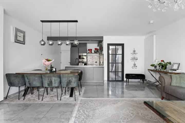 Moderne gezinswoning te koop in Lokeren