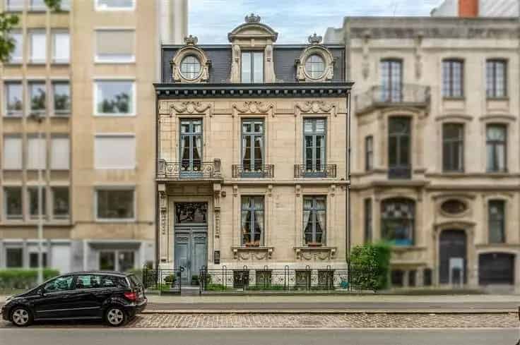 Herenhuis te Koop Antwerpen Neo Lodewijk XVI Stijl
