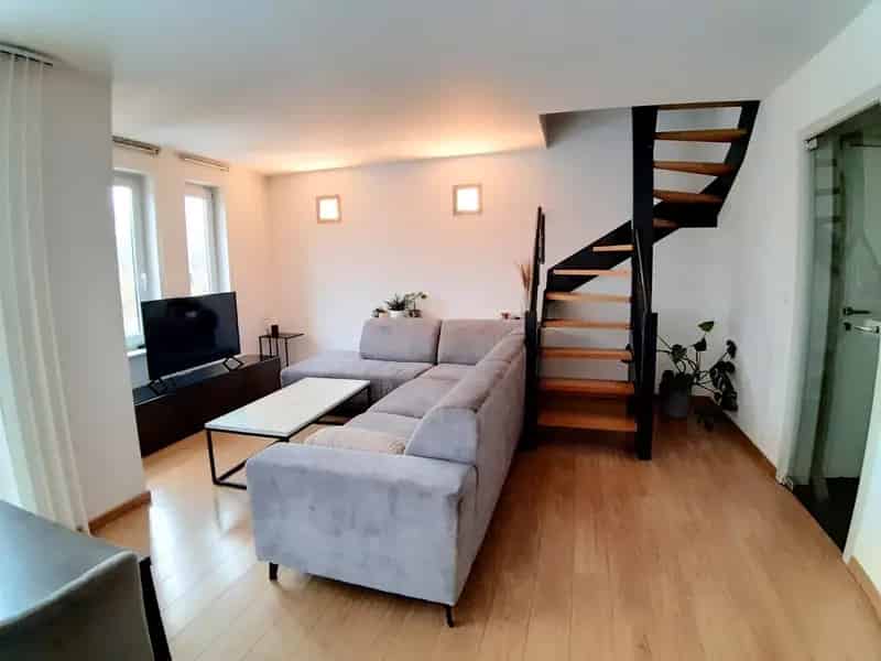 Duplex Appartement te Genk 2 slaapkamers