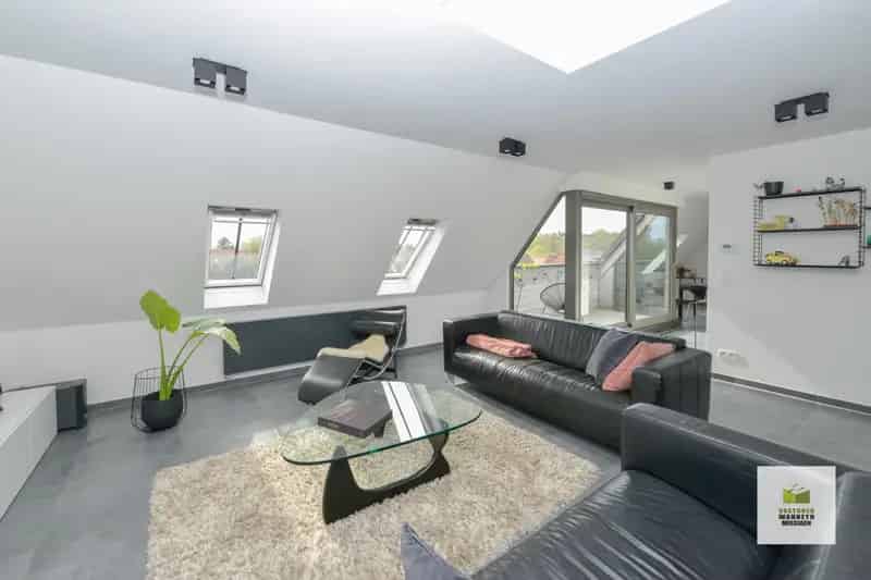 Appartement te huur  Zuidleie  2 slaapkamers  terras