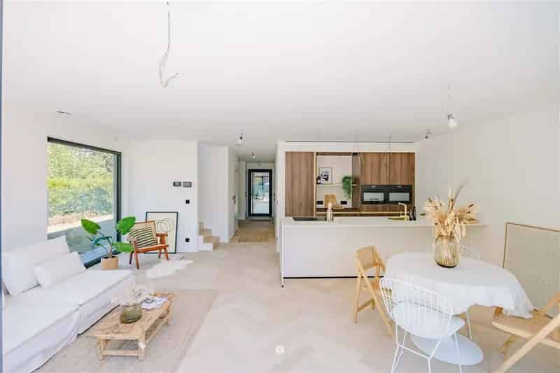 Moderne Nieuwbouwwoning te Koop in Meerdonk
