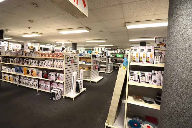 Ruim Handelspand 888m² te Koop