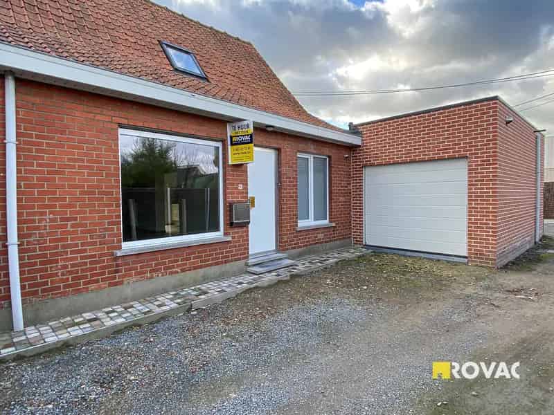 Huis te huur: Gerenoveerde woning met tuin en garage