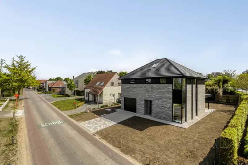 Huis te huur Aalter Centrum 280m2 Zonnepanelen