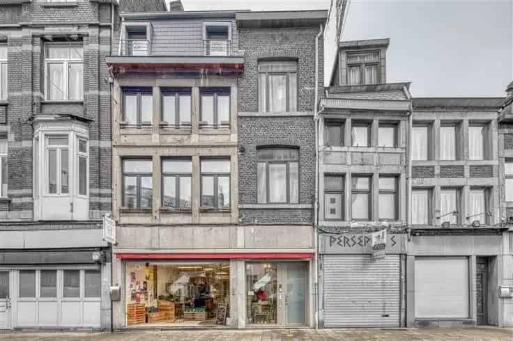 Appartementsblok te Koop Outremeuse 345m²