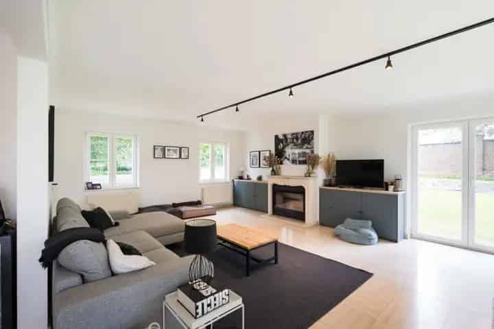 Gerenoveerde Villa 5 Slaapkamers Waterloo