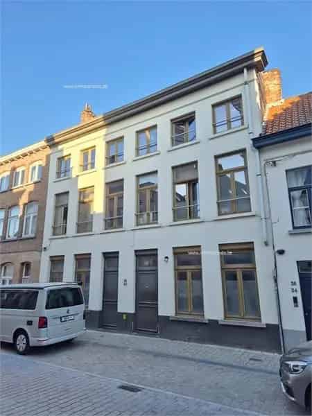 13 Vergunde Studentenkamers te Brugge - Investeringspand