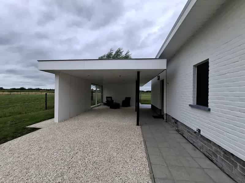 Huis te huur Maldegem: Bungalow met garage en tuin